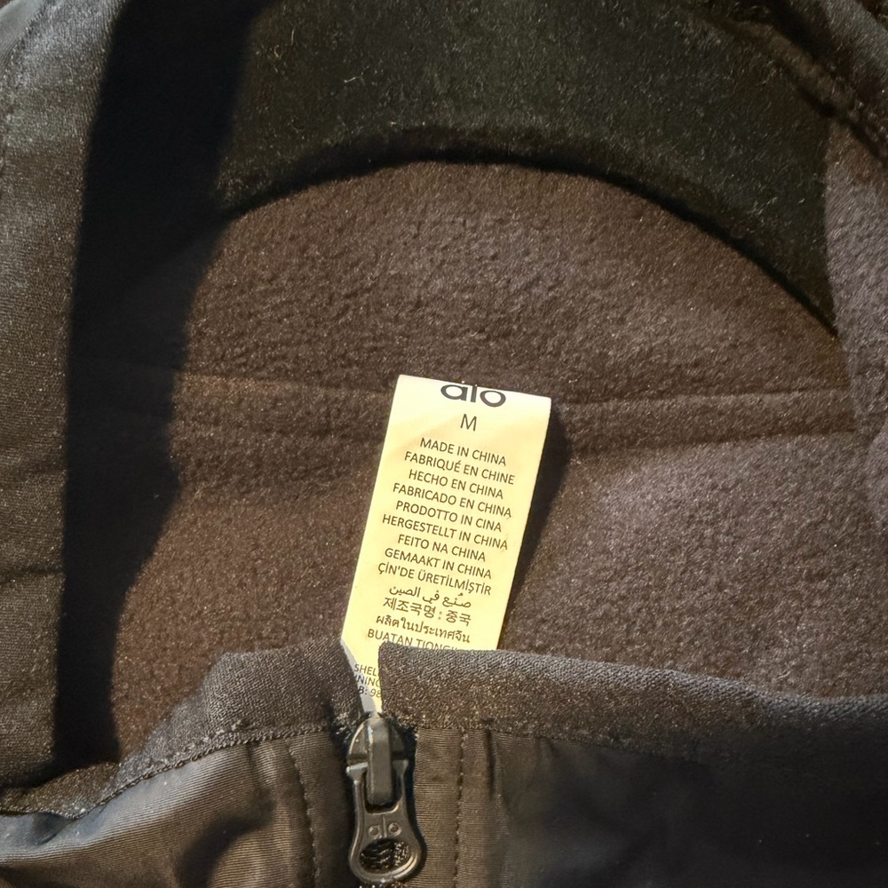 NWT ALO Yoga In Motion Vest Women’s Size:Medium - Picture 7 of 8